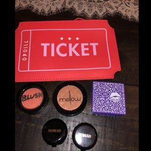 🌟 NEW 🌟 Makeup bundle